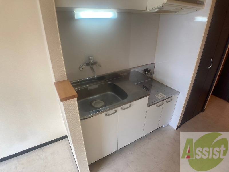 キッチン　キッチンはスペースも広々していて使いやすそうですよ！