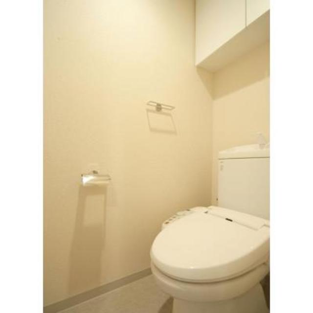 トイレ　※写真は同タイプ住戸です。