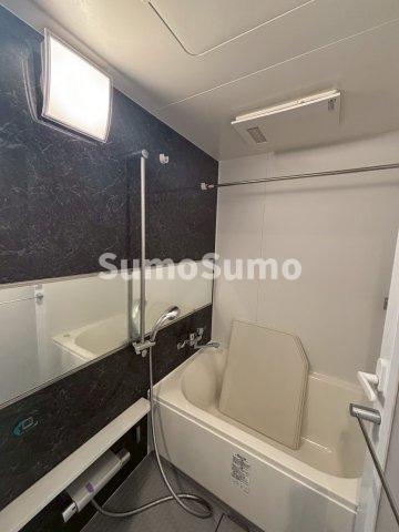 バス・シャワールーム　お風呂で日々の疲れを落としましょう