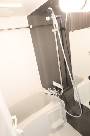 バス・シャワールーム　風呂