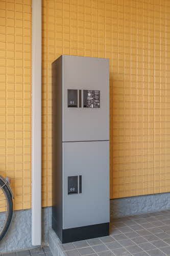 建物外観　宅配ボックス