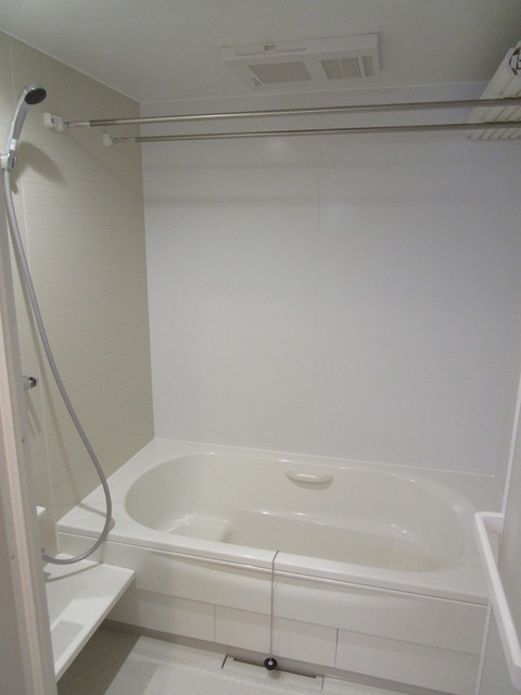 バス・シャワールーム　★追焚き＆浴室乾燥機★