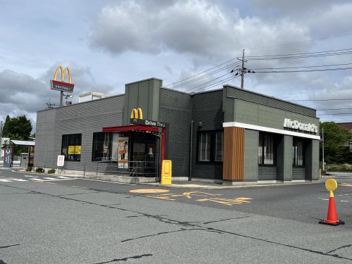 飲食店　マクドナルド 山口維新公園前店（飲食店）まで672m