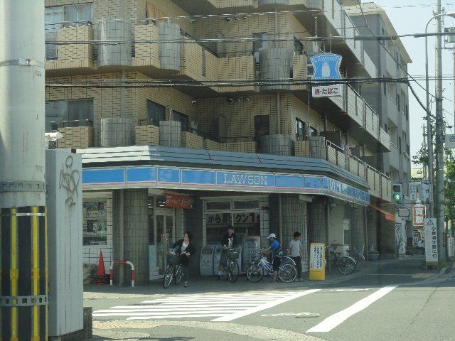 コンビニ　ローソン西京桂徳店（コンビニ）まで145m