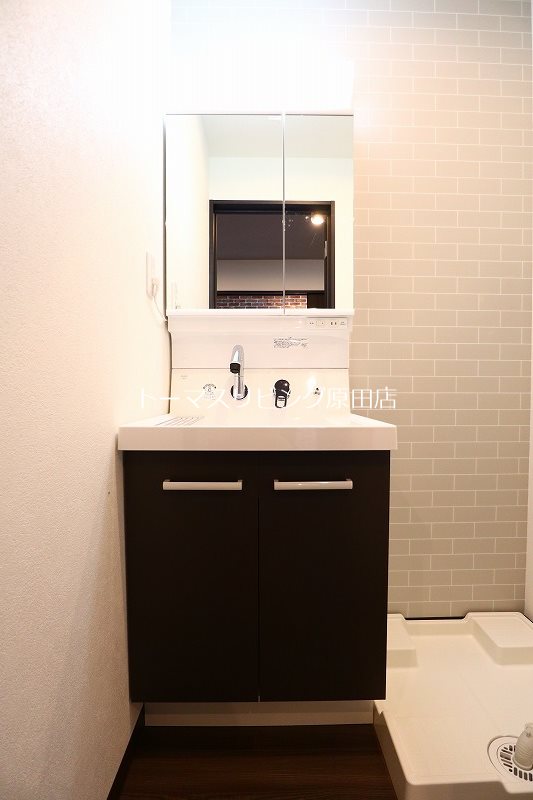 洗面設備　102号室写真