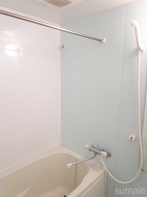 バス・シャワールーム　バスタブです☆