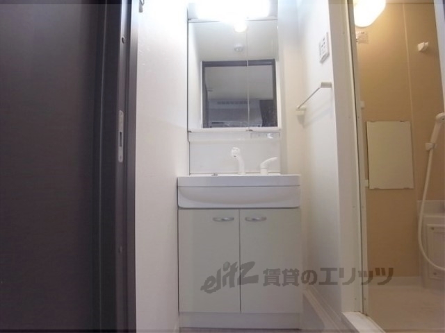 洗面設備　独立洗面台