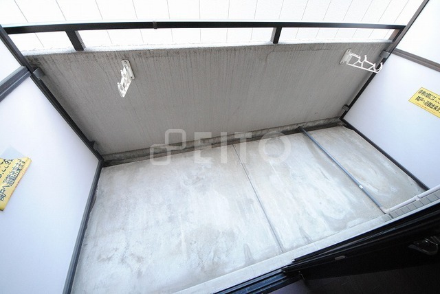 バルコニー　写真は３０３号室