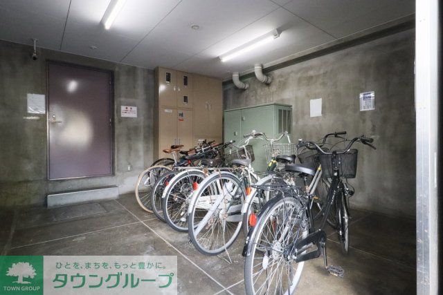 駐車場　駐輪場