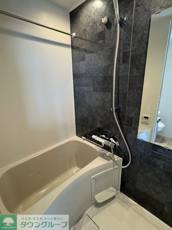 バス・シャワールーム　バス