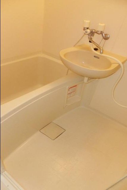 バス・シャワールーム　コンロ付のシステムタイプ。