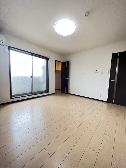 その他部屋・スペース　使い勝手のいい寝室です