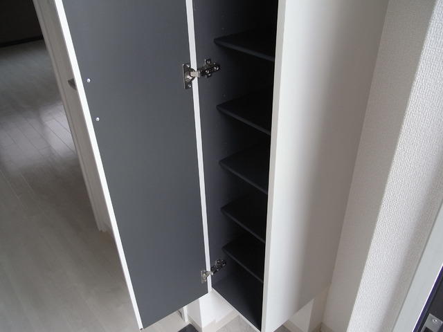 玄関　シューズボックス