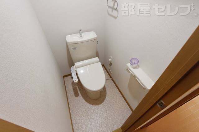 トイレ　２０２号室撮影。