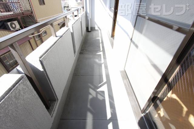 バルコニー　２０２号室撮影。