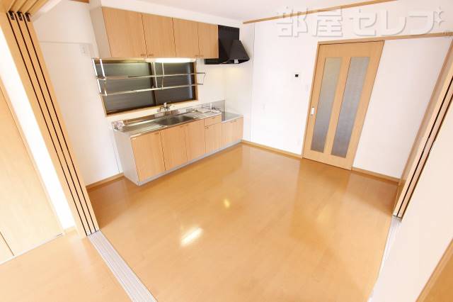 居室・リビング　２０２号室撮影。