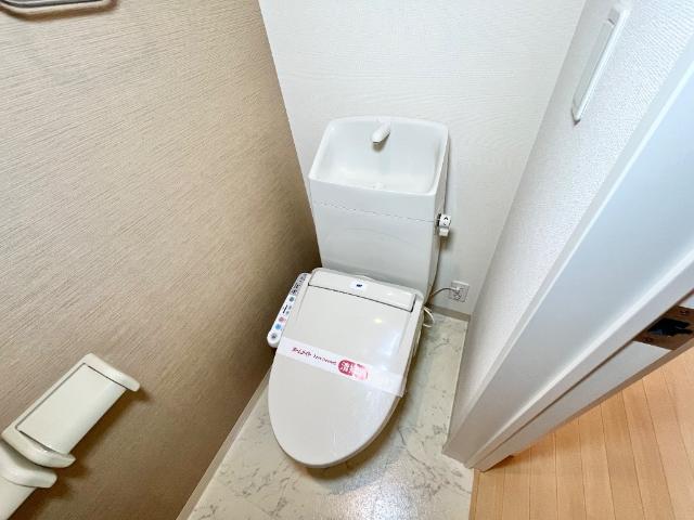 トイレ　シャワー付トイレ
