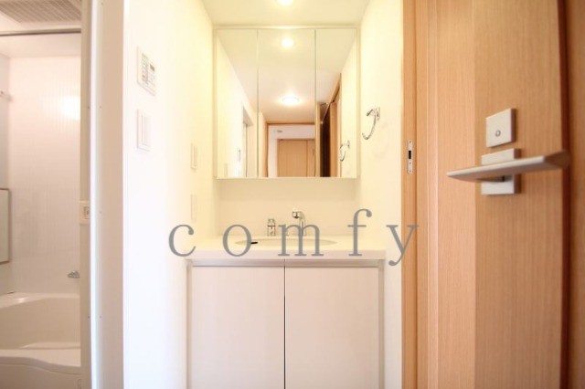 洗面設備　独立洗面台