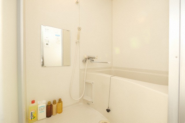 バス・シャワールーム　ゆったり過ごせるお風呂です