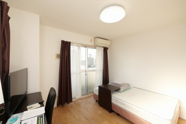 居室・リビング　広々とした洋室です