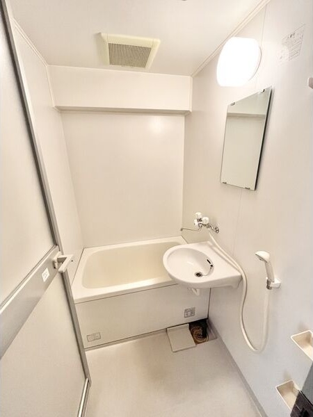 バス・シャワールーム　写真はイメージです。詳細は弊社にて内見をお願い致します！