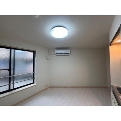 居室・リビング　物件画像