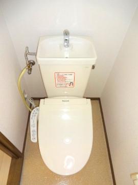 ＪＲ山陽本線 高島駅 徒歩13分 2階建 築33年のトイレ写真