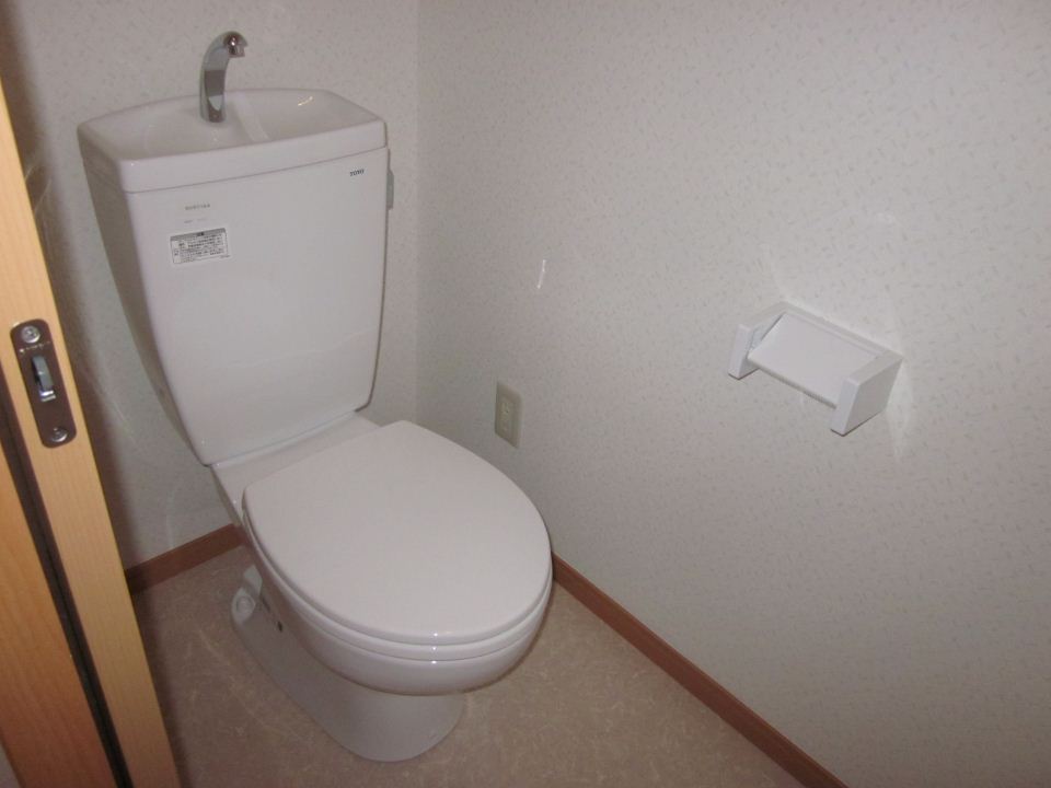 トイレ　洋式トイレです