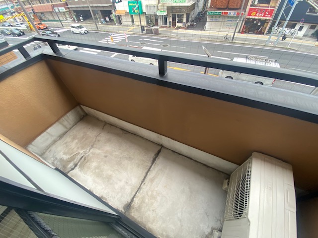 バルコニー　※同施工会社のイメージ写真※