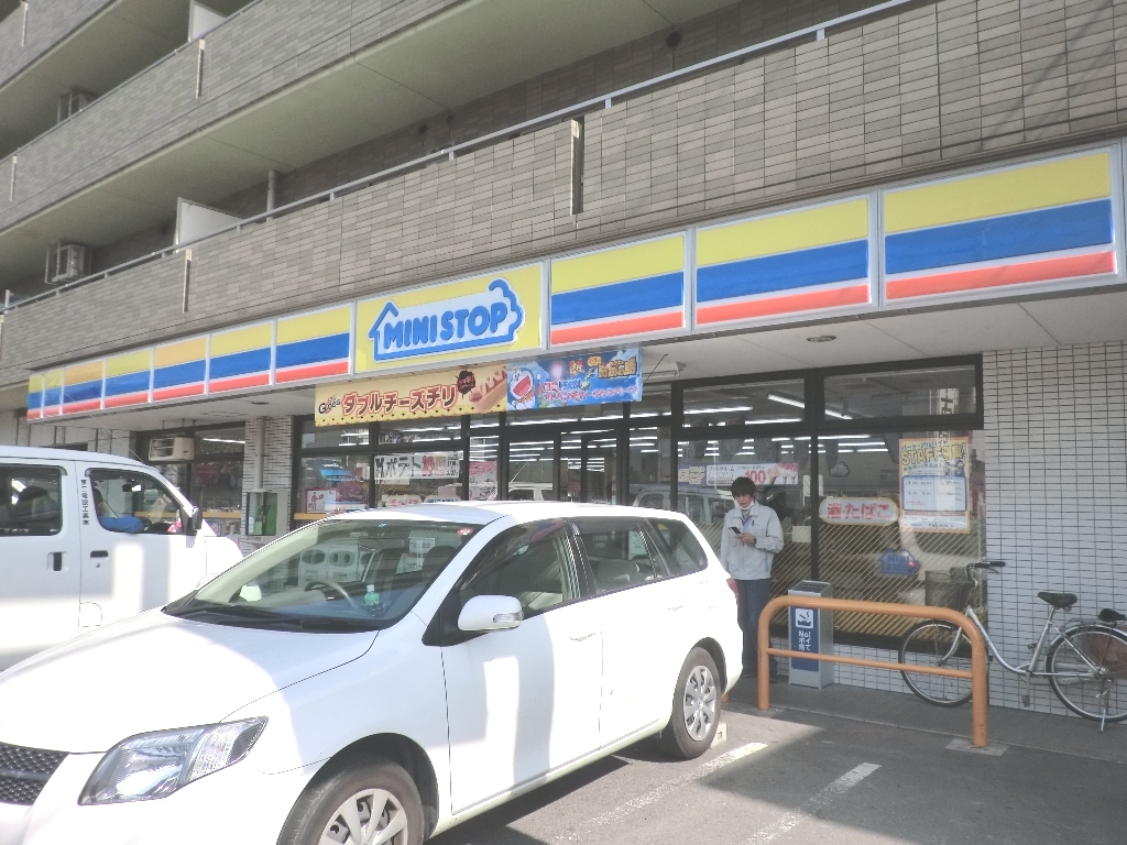 コンビニ　ミニストップ川崎旭町店（コンビニ）まで258m