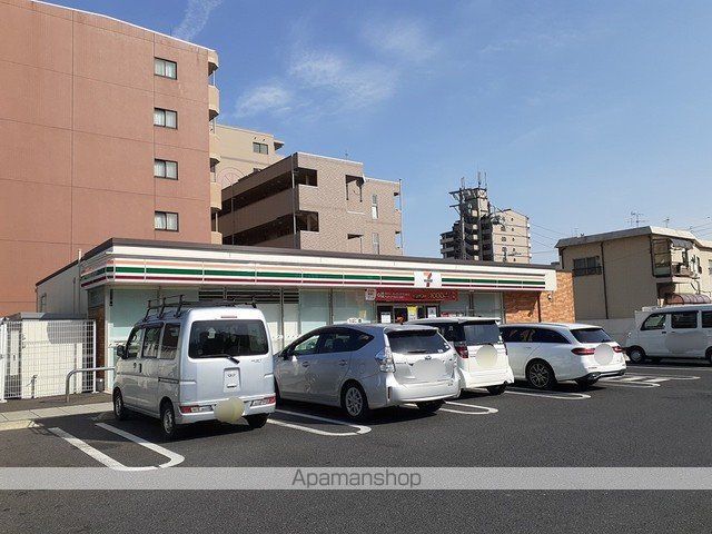 コンビニ　セブンイレブン（コンビニ）まで468m