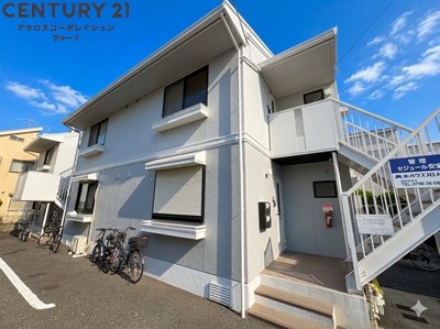 建物外観　敷地内に駐車場あります！