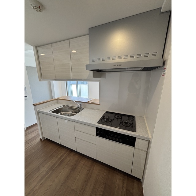 キッチン　※別部屋参考写真です。