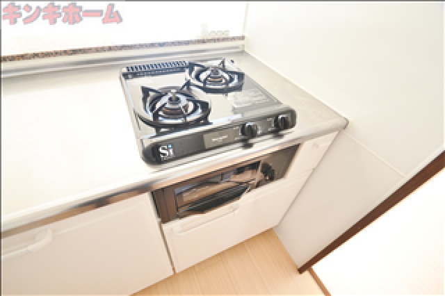 エントランス　写真は別のお部屋のものでございます