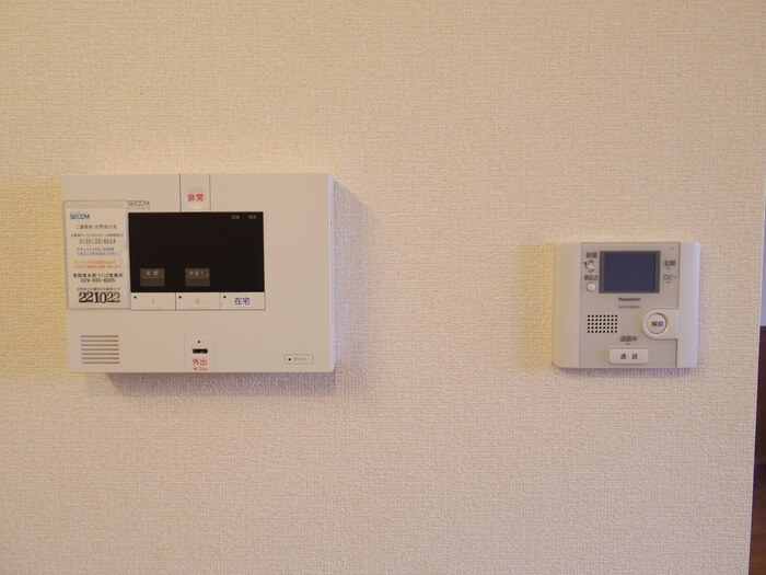 セキュリティ　SECOMホームセキュリティ搭載・オートロックインターホン