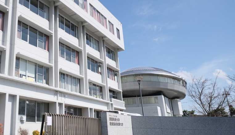 大学・短大　私立京都嵯峨芸術大学（大学・短大）まで1731m