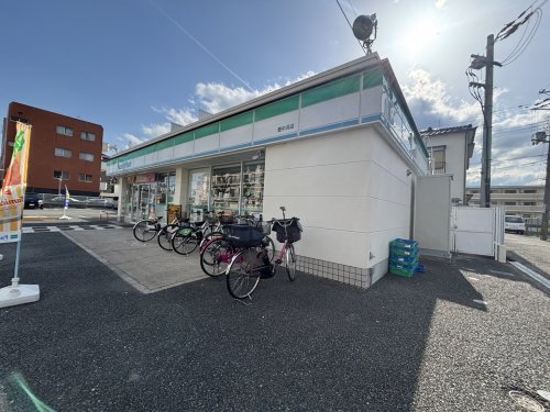 コンビニ　ファミリーマート豊中浜店（コンビニ）まで711m