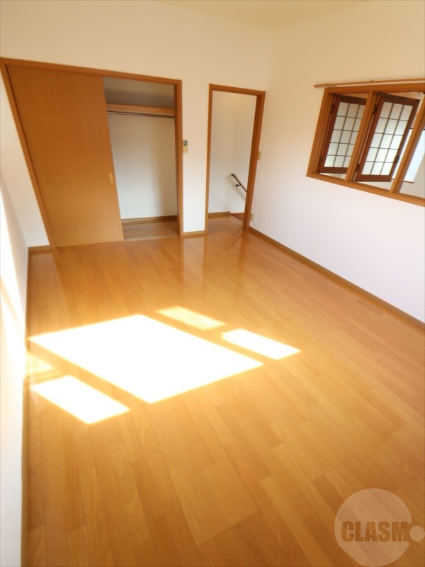 その他部屋・スペース　８．７５帖の洋室です