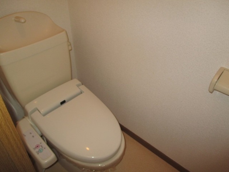 トイレ　図面と現状に相違がある場合には現状を優先