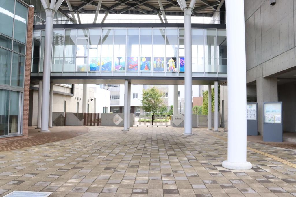 中学校　柏市立柏の葉中学校（中学校）まで1470m