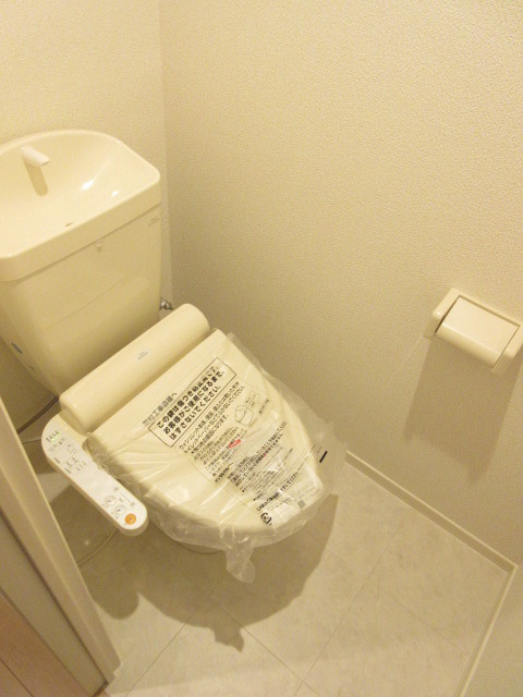 トイレ　★温水洗浄便座★