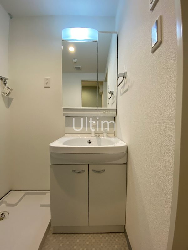 洗面設備　※同タイプの他のお部屋です