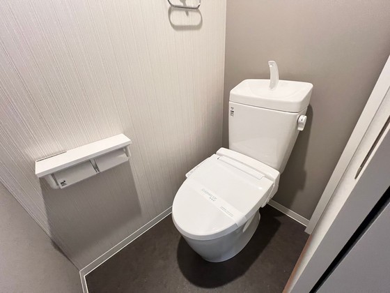 トイレ　※別部屋の写真です