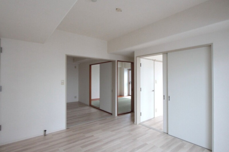 その他部屋・スペース　バルコニー側から見たお部屋♪※以下別室参照