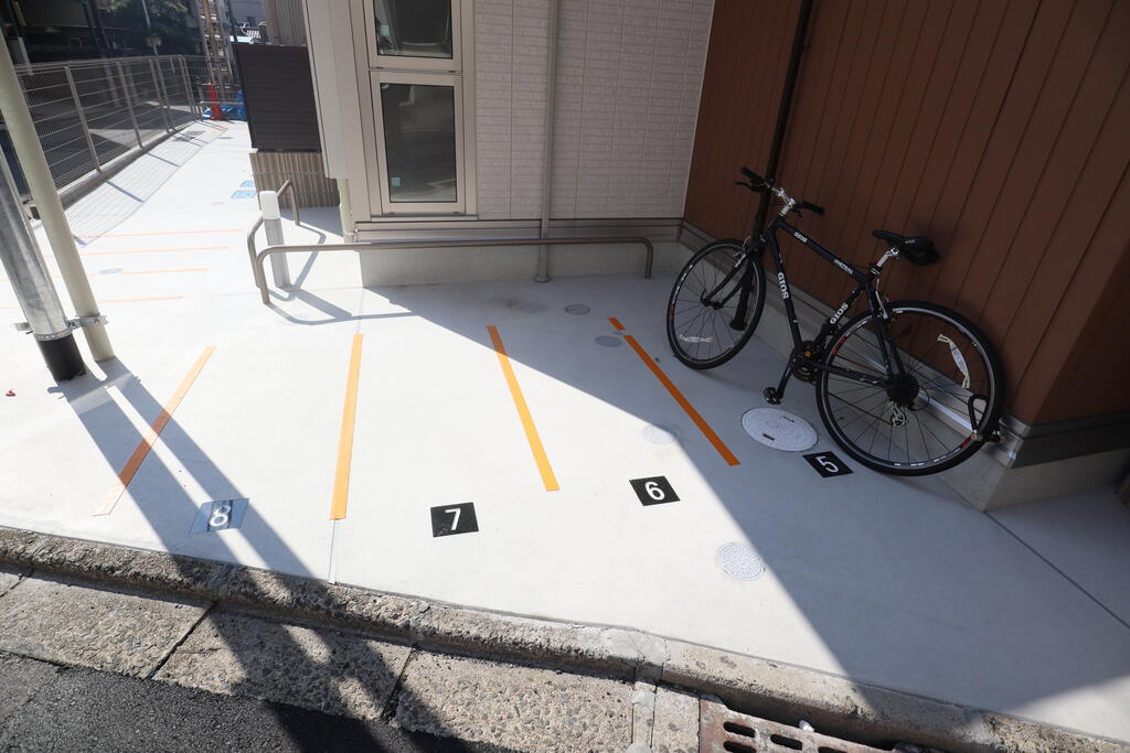 駐車場　駐輪場