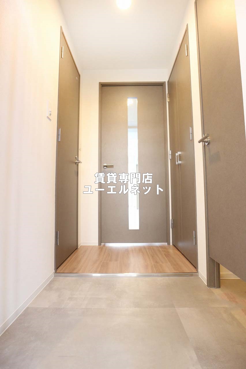 玄関　住まいの顔ともなる玄関