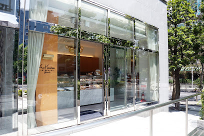 飲食店　ラ・メゾン白金グラン 本店（飲食店）まで197m