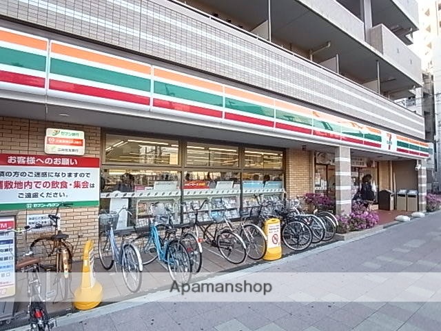 コンビニ　セブンイレブン（コンビニ）まで477m