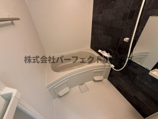 バス・シャワールーム　お風呂で日々の疲れを落としましょう