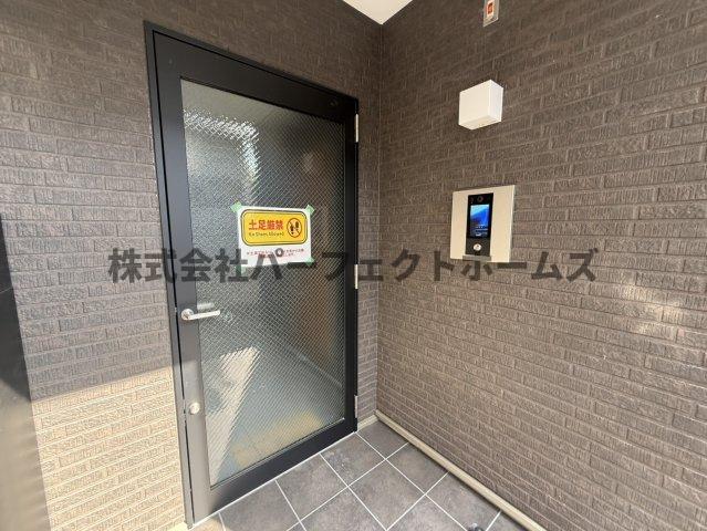 エントランス　清潔なエントランスです